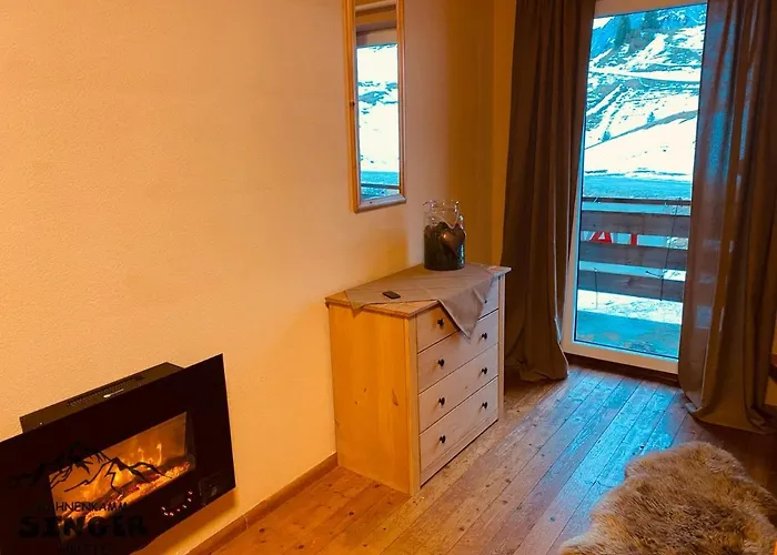 Berggasthof Singerhutte In Hofen, Reutte *